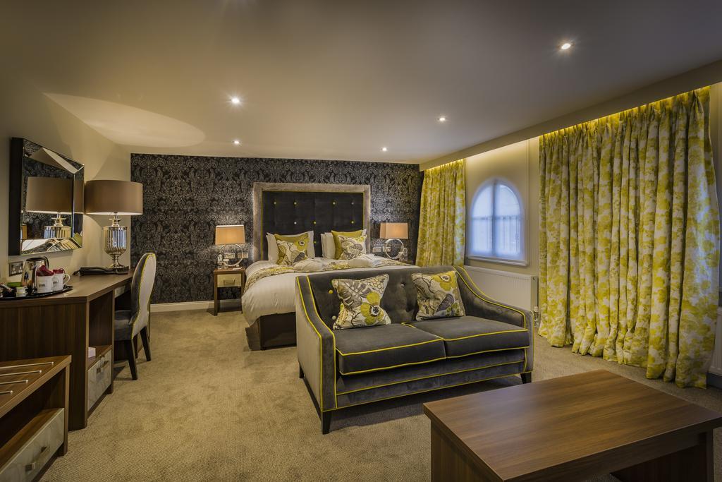 The Golden Lion Hotel, St Ives, Cambridgeshire سانت آيفز المظهر الخارجي الصورة