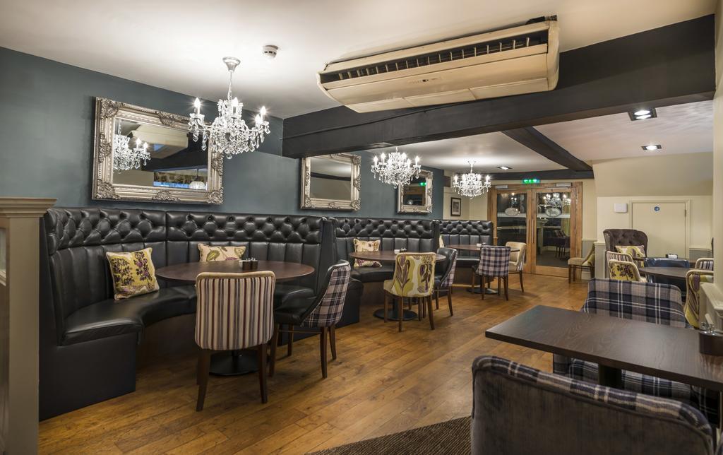 The Golden Lion Hotel, St Ives, Cambridgeshire سانت آيفز المظهر الخارجي الصورة
