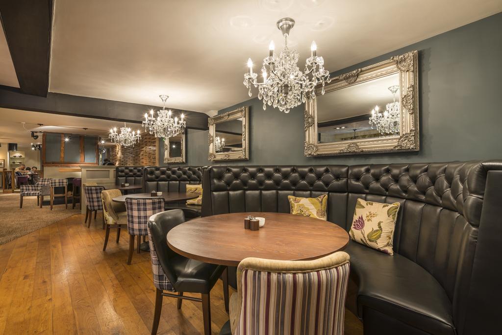 The Golden Lion Hotel, St Ives, Cambridgeshire سانت آيفز المظهر الخارجي الصورة