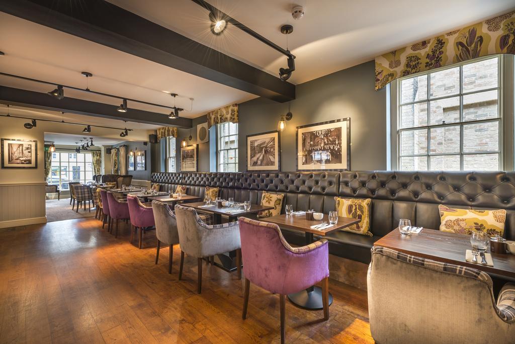 The Golden Lion Hotel, St Ives, Cambridgeshire سانت آيفز المظهر الخارجي الصورة