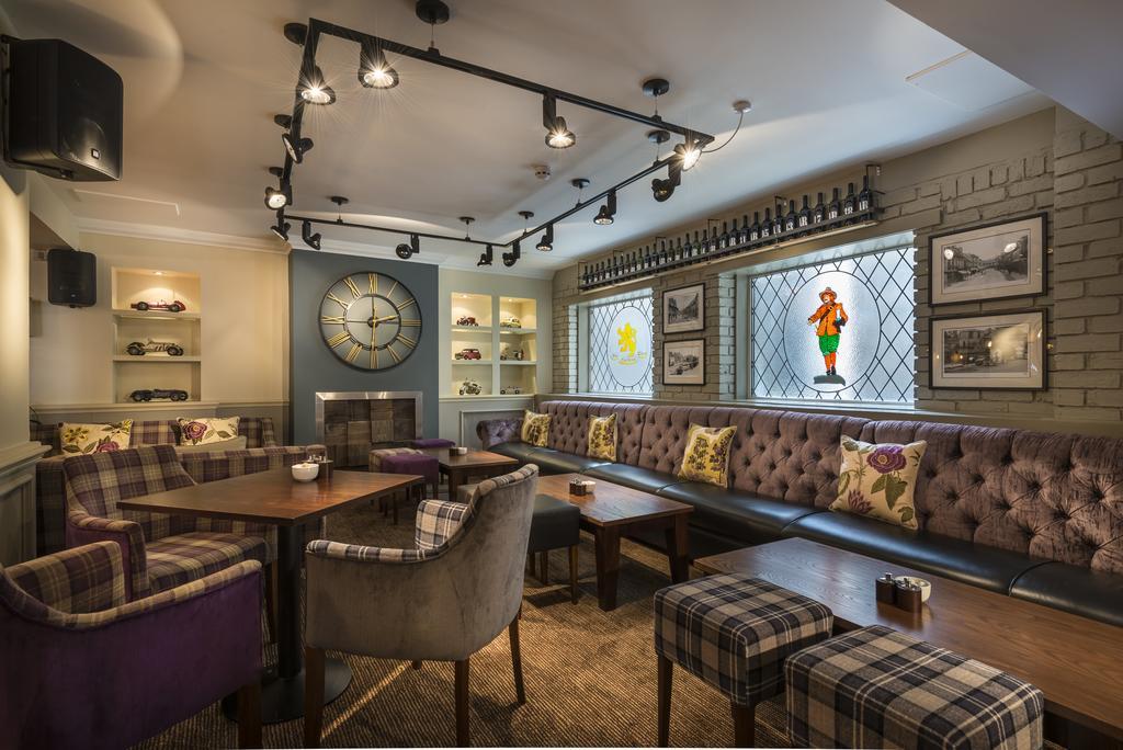 The Golden Lion Hotel, St Ives, Cambridgeshire سانت آيفز المظهر الخارجي الصورة