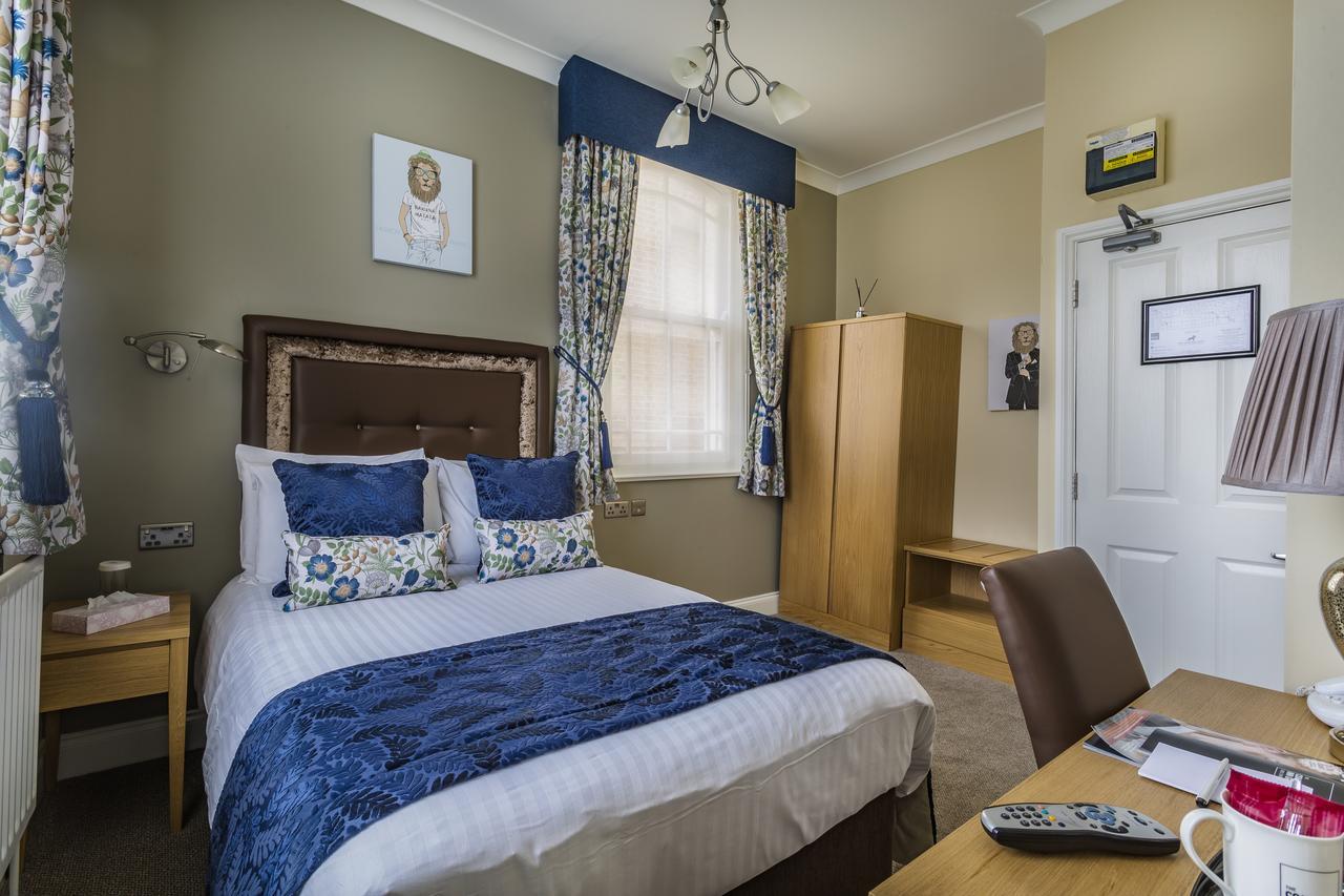 The Golden Lion Hotel, St Ives, Cambridgeshire سانت آيفز المظهر الخارجي الصورة