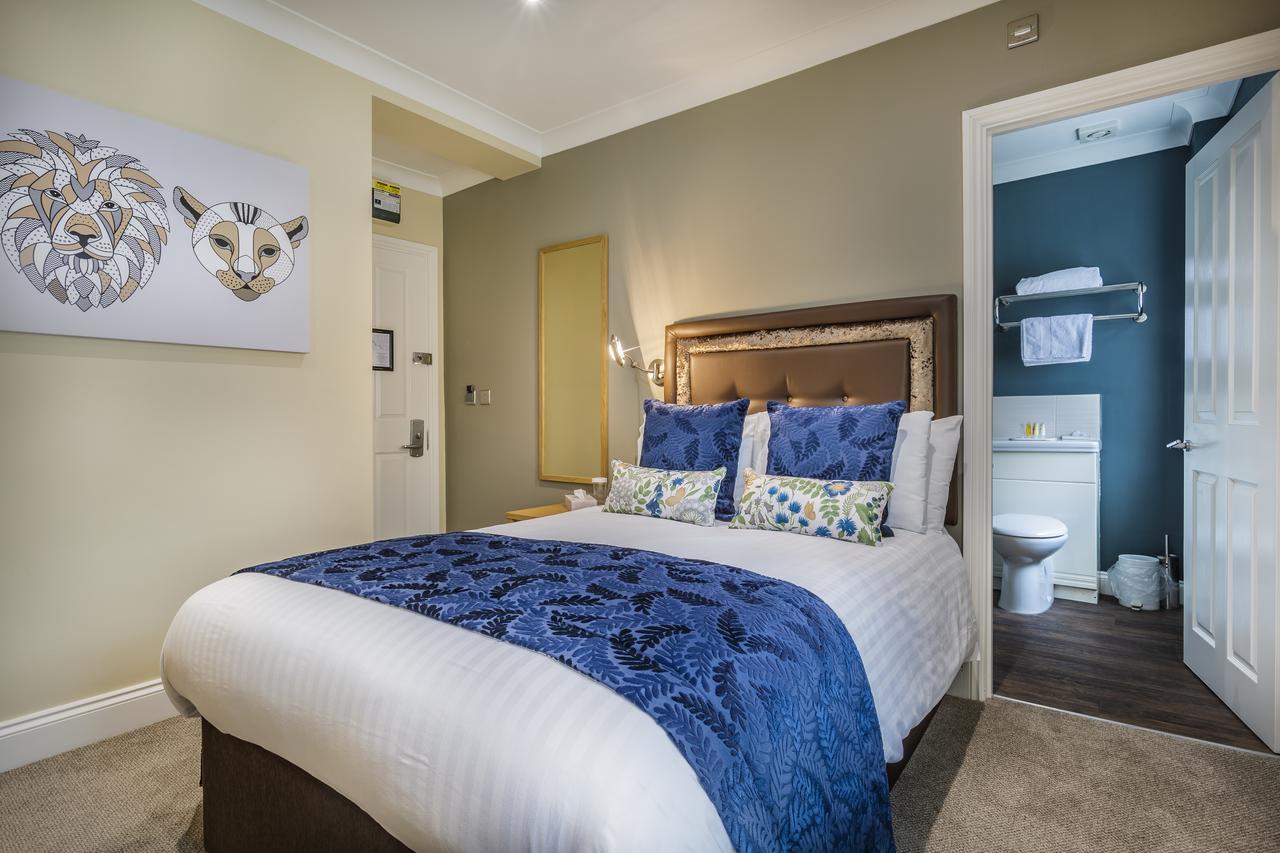 The Golden Lion Hotel, St Ives, Cambridgeshire سانت آيفز المظهر الخارجي الصورة