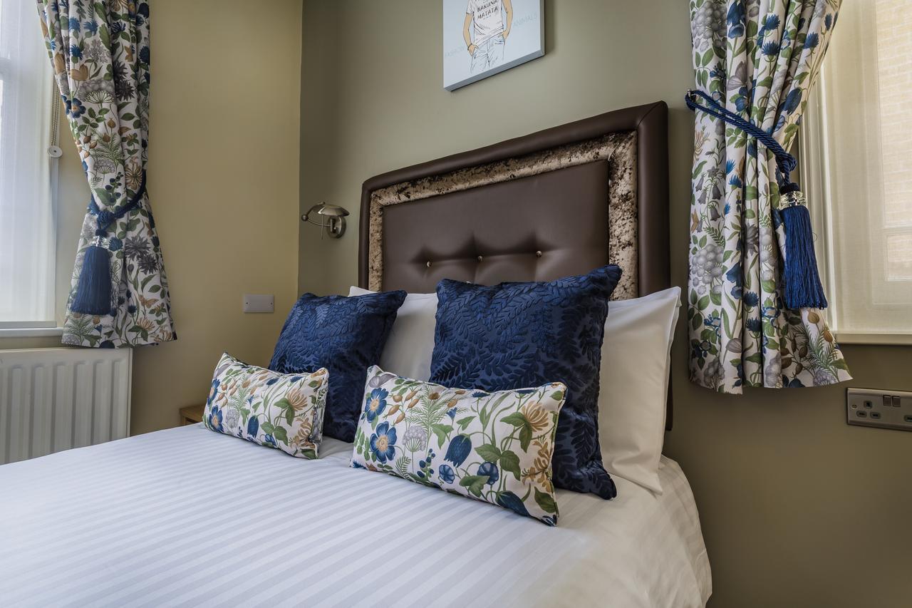 The Golden Lion Hotel, St Ives, Cambridgeshire سانت آيفز المظهر الخارجي الصورة