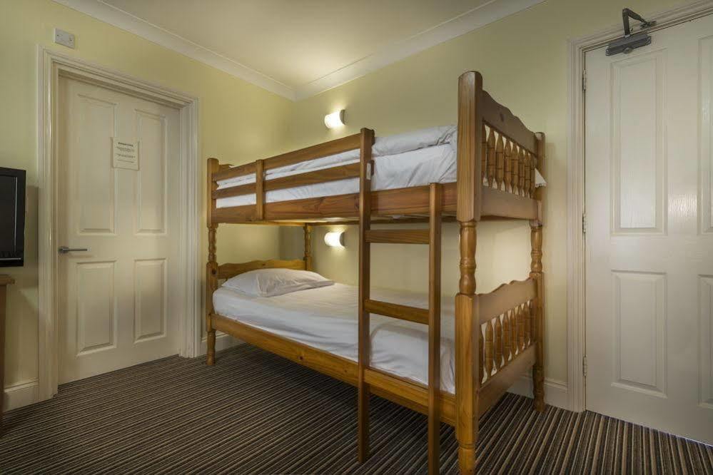 The Golden Lion Hotel, St Ives, Cambridgeshire سانت آيفز المظهر الخارجي الصورة