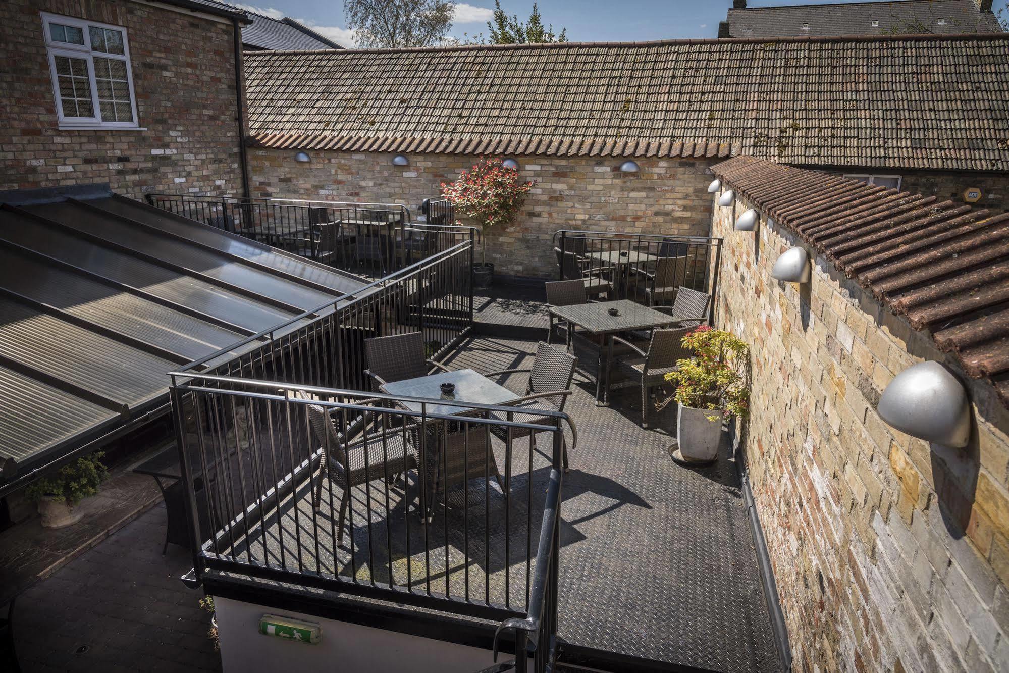 The Golden Lion Hotel, St Ives, Cambridgeshire سانت آيفز المظهر الخارجي الصورة